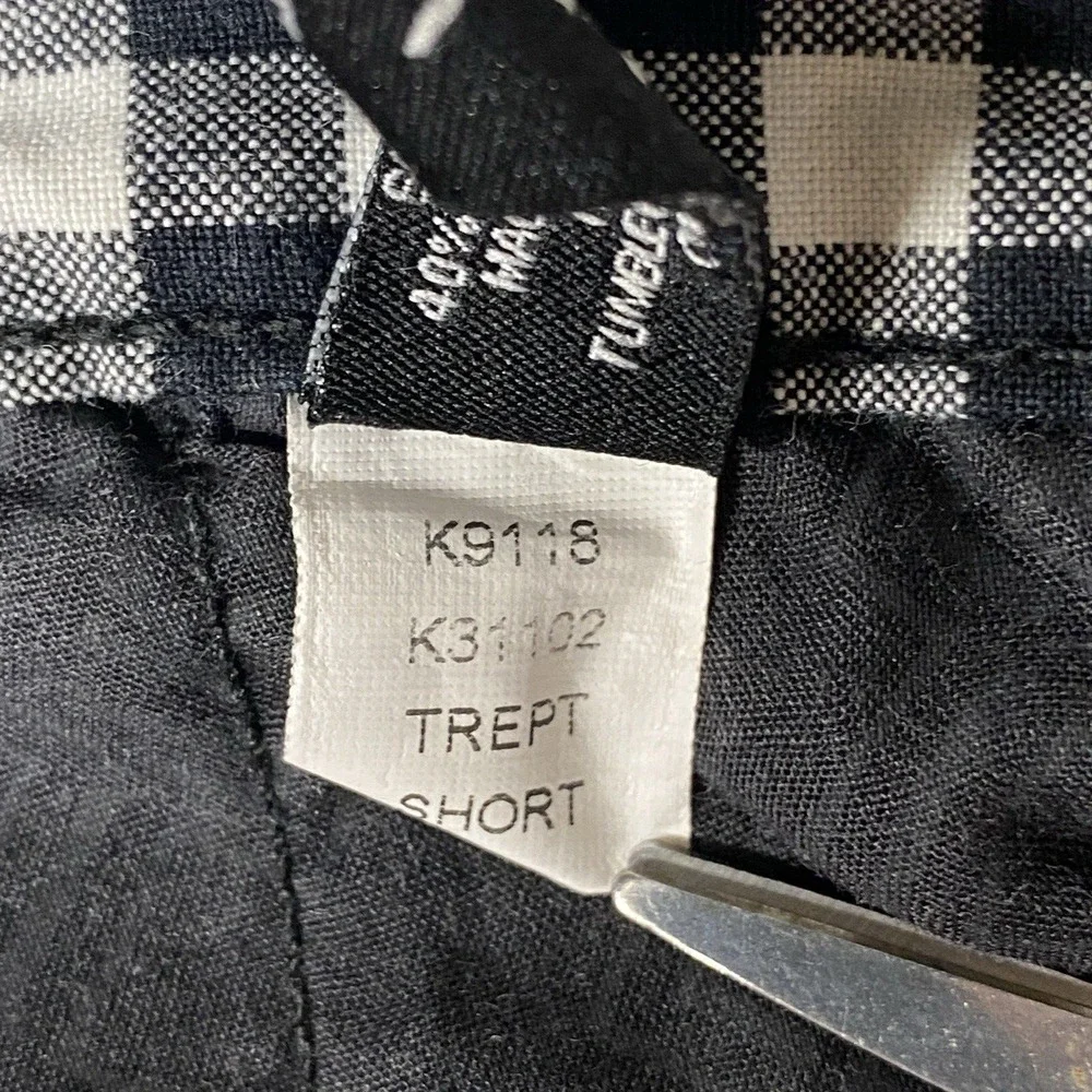 KROW Mens Shorts Black White Check Plaid Sz 32 Skater Motocross BMX Street Wear